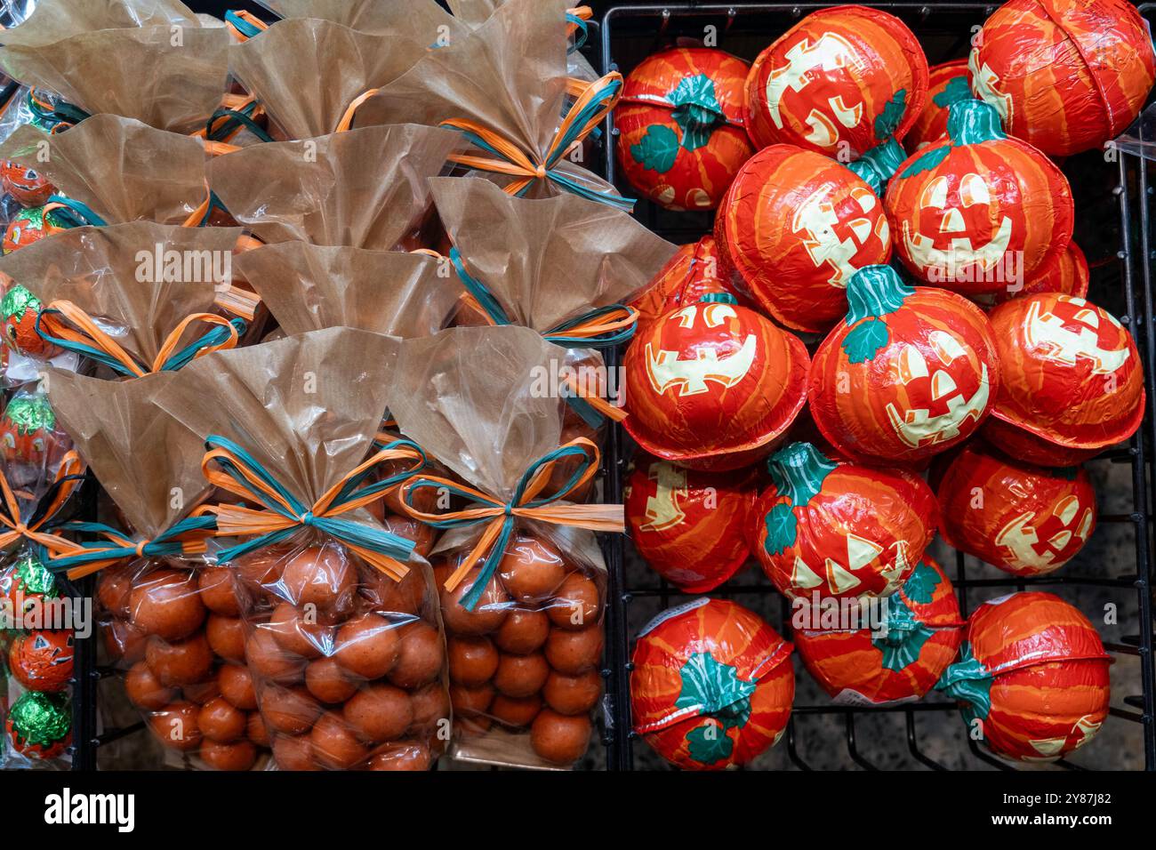 Li-Lac Chocolates è la più antica Chocolate House di Manhattan - dal 1923 - ha un negozio nel Grand Central Terminal Market, New York City, USA 2024 Foto Stock