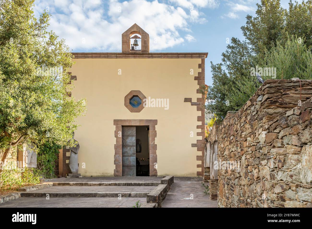 L'antica chiesa di San Francesco a Teulada, Sardegna, Italia Foto Stock
