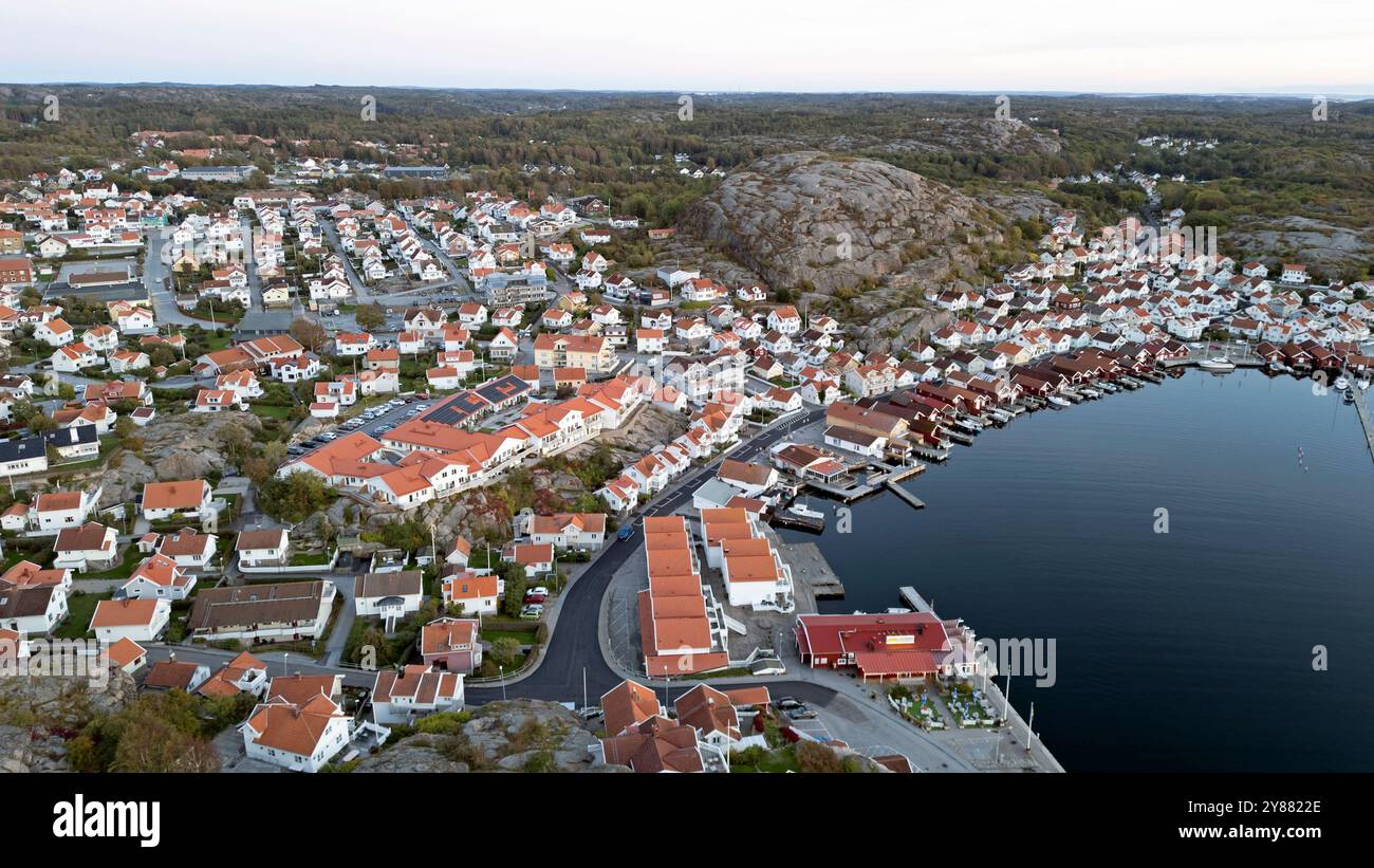 Vista aerea della località costiera svedese di Hunnebostrand Foto Stock