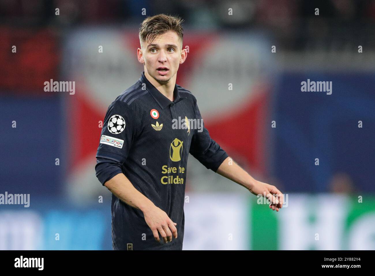 Lipsia, Germania. 2 ottobre 2024. Francisco Conceicao della Juventus visto in azione durante la partita di UEFA Champions League tra RB Lipsia e Juventus alla Red Bull Arena. Punteggio finale; RB Leipzig 2 : 3 Juventus. (Foto di Grzegorz Wajda/SOPA Images/Sipa USA) credito: SIPA USA/Alamy Live News Foto Stock