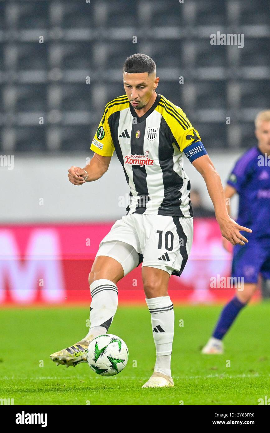 Linz, Austria. 3 ottobre 2024. LINZ, AUSTRIA - 3 OTTOBRE: Robert Zulj di Lask durante la partita MD1 di UEFA Conference League 2024/25 tra LASK e Djurgarden Oberoesterreich Arena il 3 ottobre 2024 a Linz, Austria.241003 SEPA 20 033 - 20241003 PD9251 credito: APA-PictureDesk/Alamy Live News Foto Stock