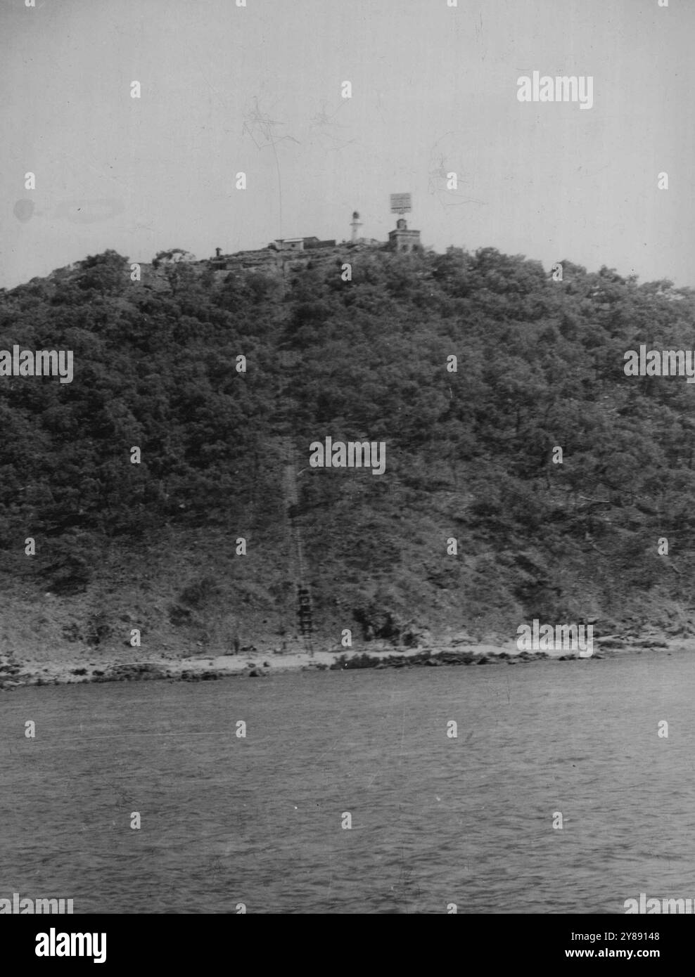 I piloti arrivano a bordo da Goode Island (a destra), a tre chilometri circa di distanza, per iniziare il viaggio verso sud. 14 gennaio 1953. Foto Stock