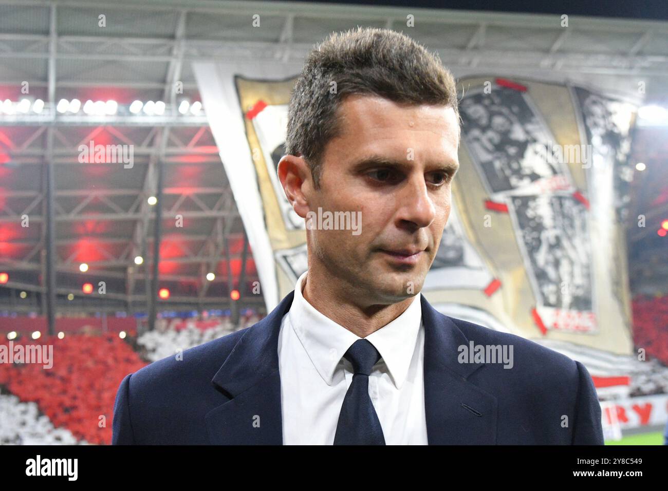 Lipsia, Germania. 2 ottobre 2024. Thiago Motta (allenatore, Juventus Torino). GER, RB Leipzig vs. Juventus Torino, Fussball, UEFA Champions League, 2. Spieltag, Saison 2024/2025, 02.10.2024 NORMATIVE DFB/DFL VIETANO QUALSIASI USO DI FOTOGRAFIE COME SEQUENZE DI IMMAGINI E/O QUASI-VIDEO foto: Eibner-Pressefoto/Bert Harzer credito: dpa/Alamy Live News Foto Stock