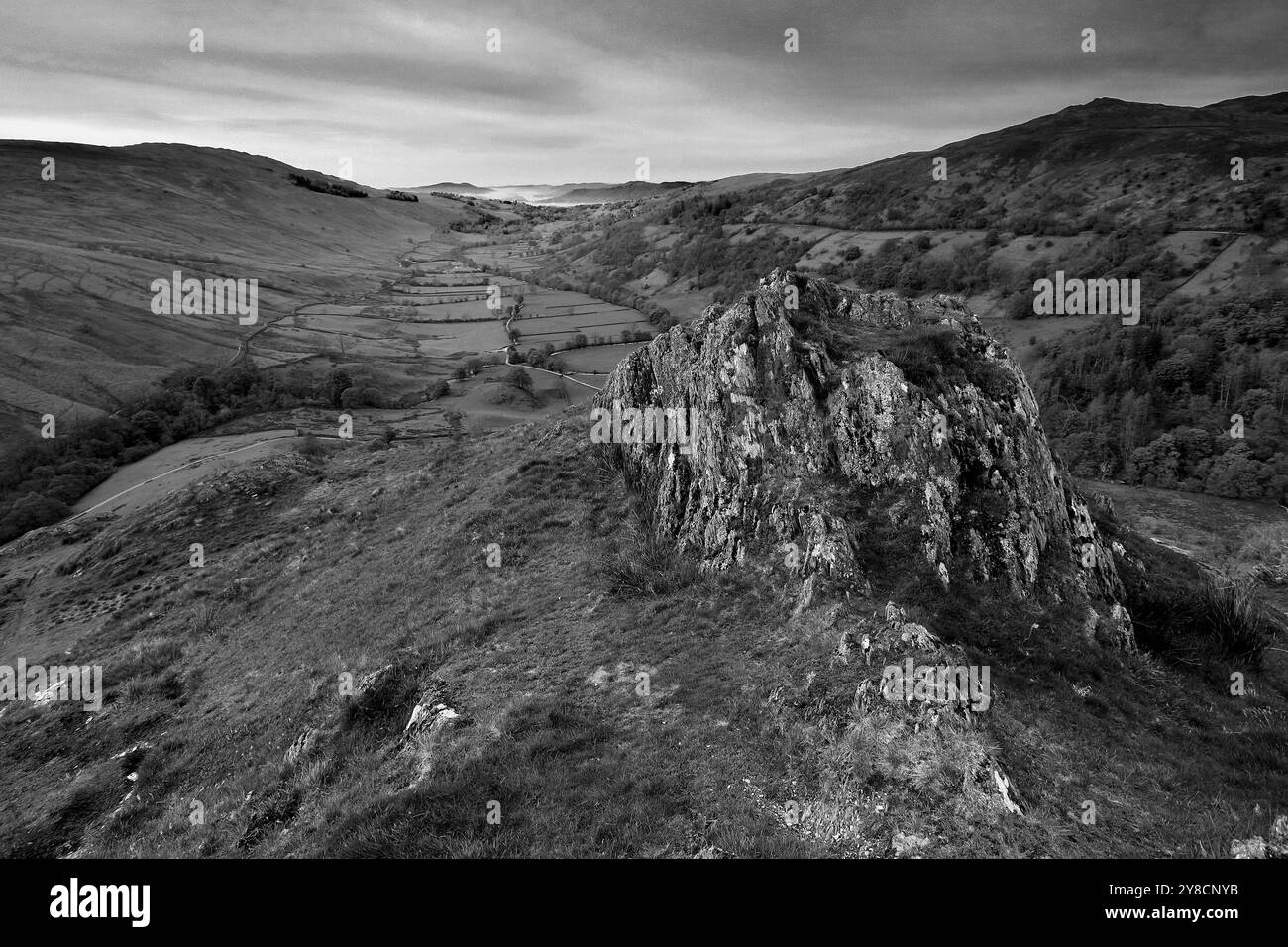 Vista sulla valle di Troutbeck, sopra il lago Windermere, Lake District National Park; Cumbria; Inghilterra; Regno Unito Foto Stock