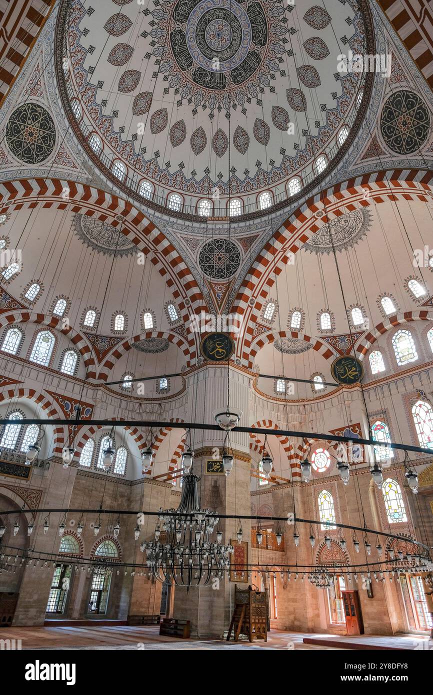 Istanbul, Turchia - 25 settembre 2024: Moschea di Sehzade o Moschea dei principi nel distretto di Fatih di Istanbul, Turchia. Foto Stock