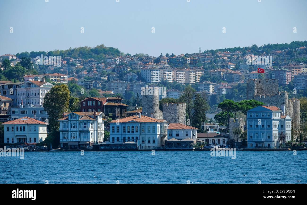 Istanbul, Turchia - 27 settembre 2024: Fortezza anatolica è una fortezza ottomana medievale situata a Istanbul, Turchia. Foto Stock