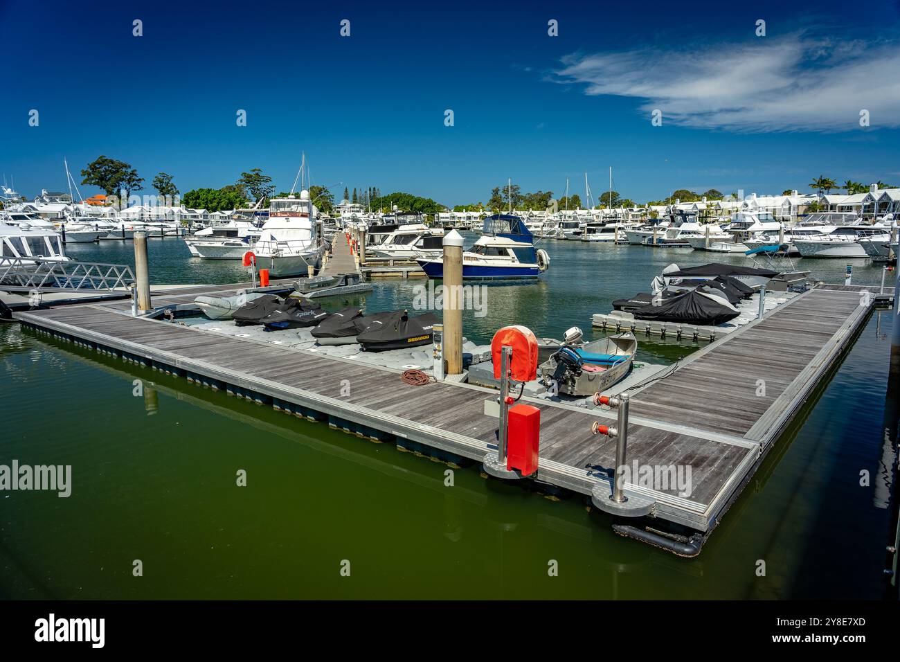 Gold Coast, QLD, Australia - yacht e barche di lusso a Sanctuary Cove Foto Stock