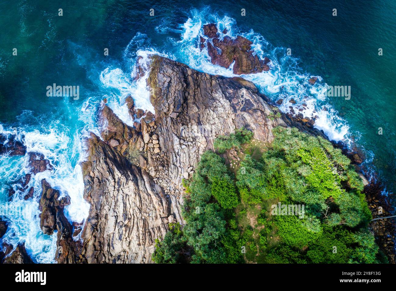 Vista droni surf on the Rocks Foto Stock