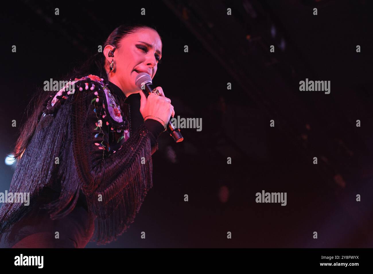 Madrid, Spagna. 5 ottobre 2024. La cantante Maria Pelae si esibisce durante il concerto a la Riviera di Madrid il 4 ottobre 2024 Spagna Credit: SIPA USA/Alamy Live News Foto Stock