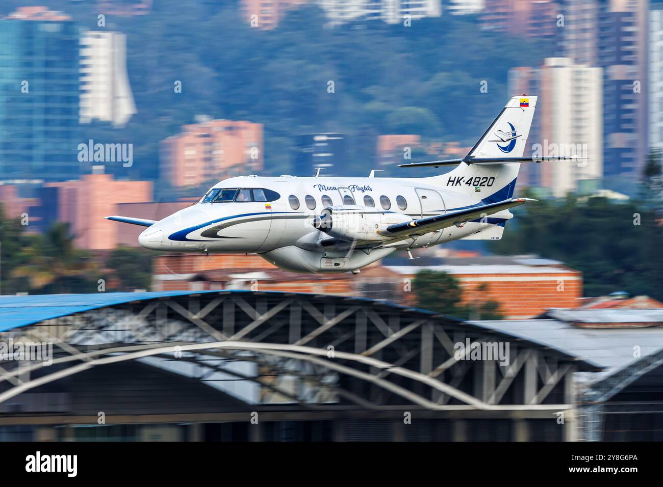 Medellin, Colombia - 26 giugno 2024: Aereo Jetstream 32 voli Moon a Medellin, Colombia. Foto Stock