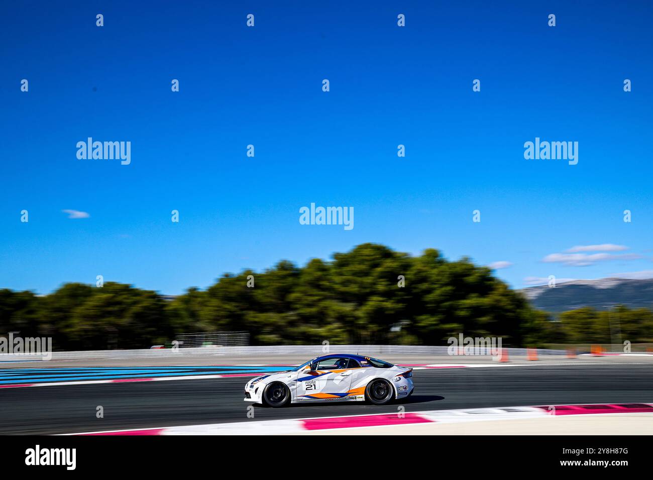 21 BALLY Jean Jacques, CODICE DI SVILUPPO CORSE, Alpine A110 Cup, Pro, azione durante il 5° round della Alpine Elf Cup Series 2024, dal 4 al 6 ottobre 2024 sul circuito Paul Ricard, a le Castellet, Francia - Photo Grégory Lenormand/DPPI credito: DPPI Media/Alamy Live News Foto Stock