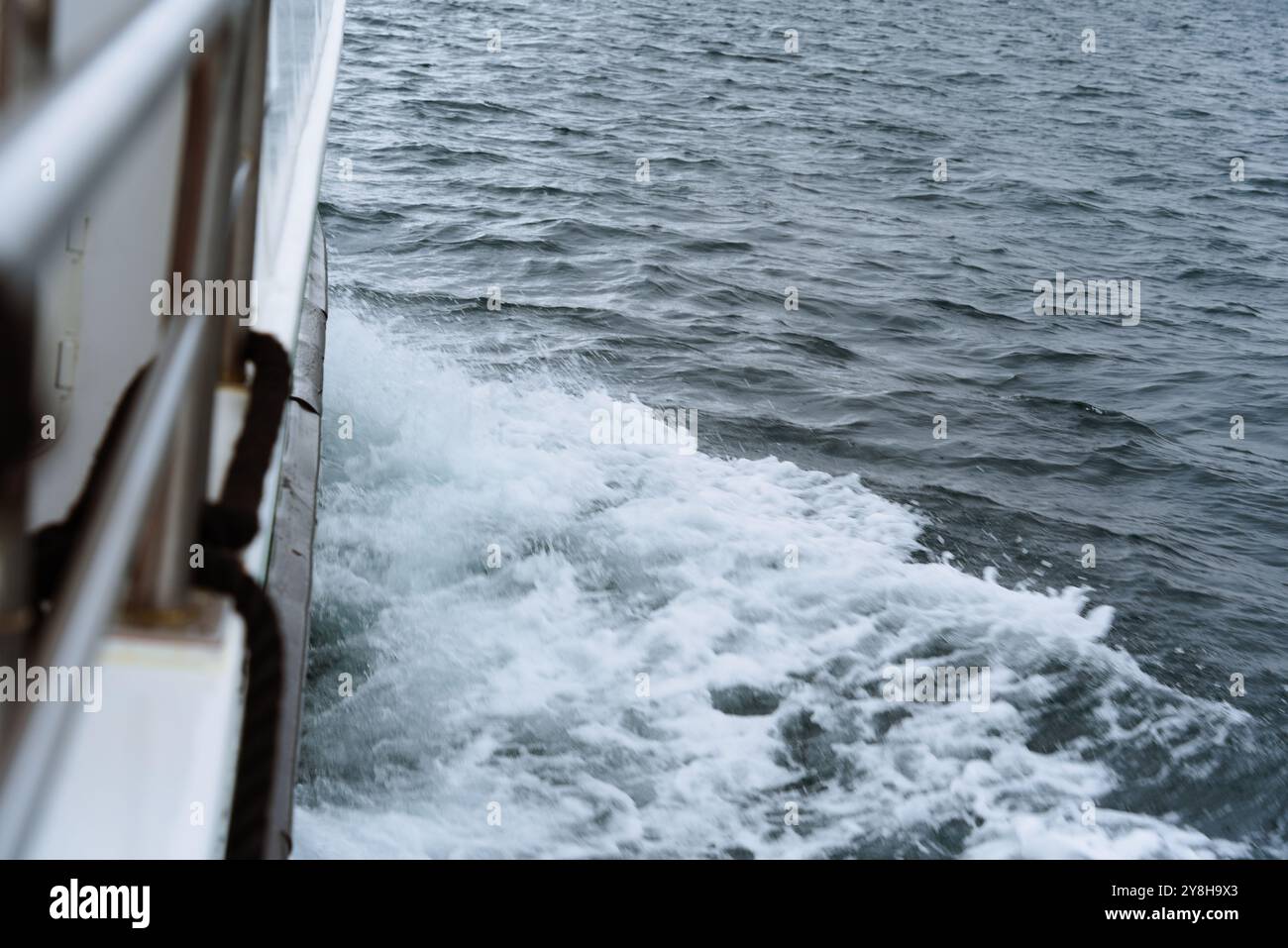 Prospettiva del Boater: Black Knot e vista sul Waterside Foto Stock