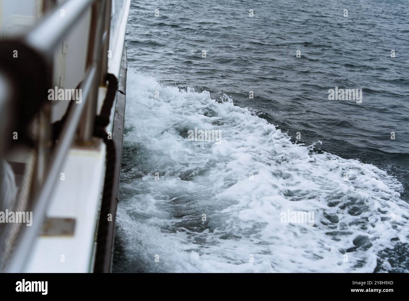Prospettiva del Boater: Black Knot e vista sul Waterside Foto Stock