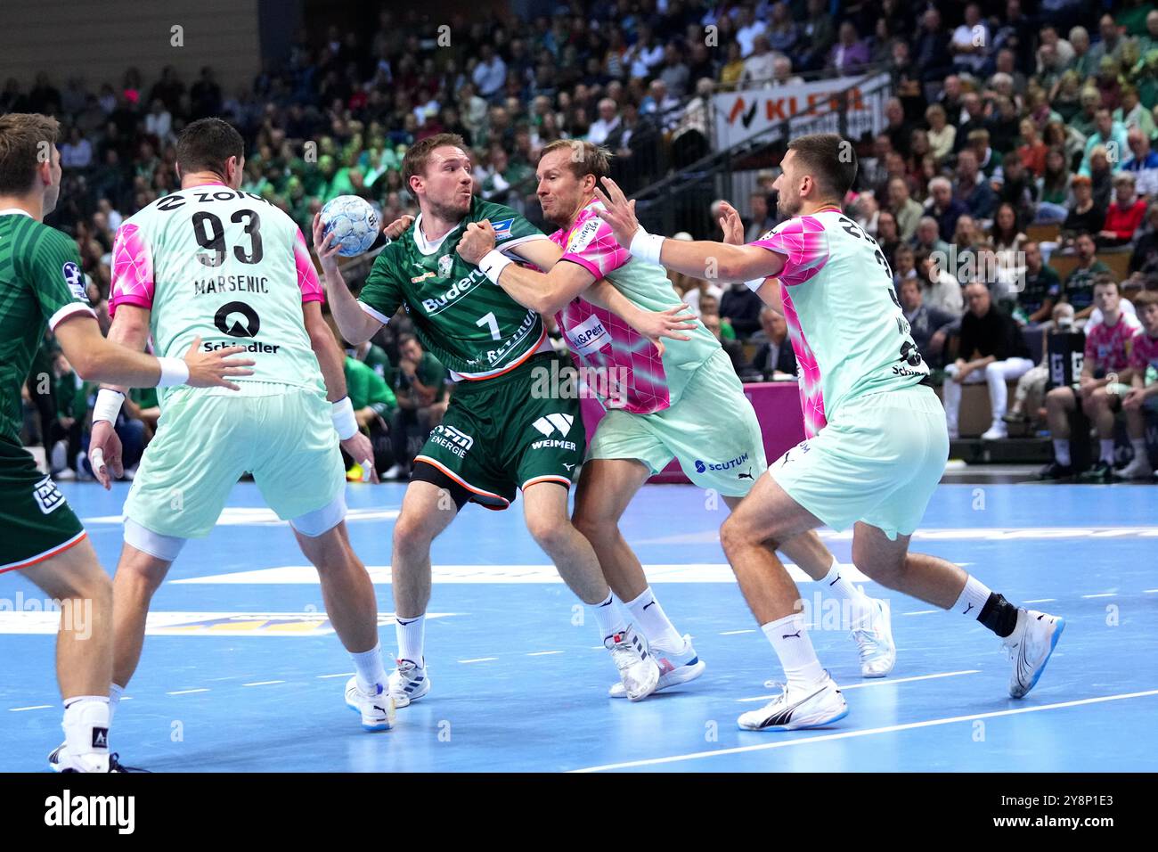 Wetzlar, Germania. 6 ottobre 2024. Wetzlar, Germania, 6 ottobre 2024: Dominik Mappes ( 7 Wetzlar ) durante la partita Liqui Moly Handball-Bundesliga tra HSG Wetzlar e Füchse Berlin alla Buderus-Arena di Wetzlar, GERMANIA. (Julia Kneissl/SPP) credito: SPP Sport Press Photo. /Alamy Live News Foto Stock