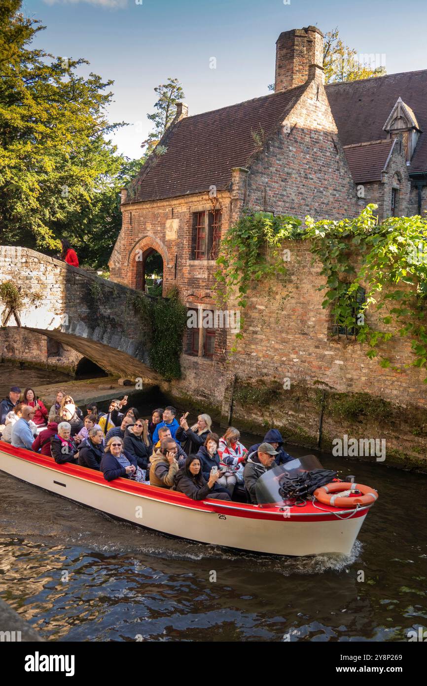 Belgio, Fiandre, Bruges, ponte Boniface, Bonifaciusbrug, uno dei più piccoli della città Foto Stock