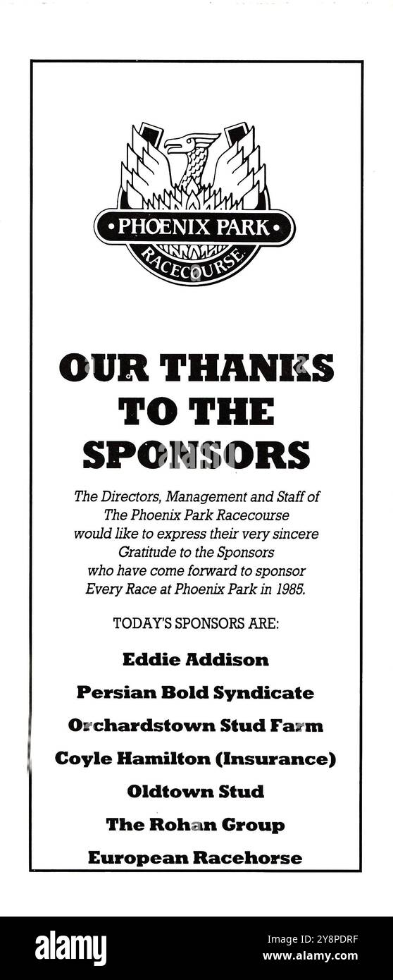 Una lista degli sponsor delle corse ippiche nel Phoenix Park Racecourse, Dublino Irlanda, nel 1985. Foto Stock