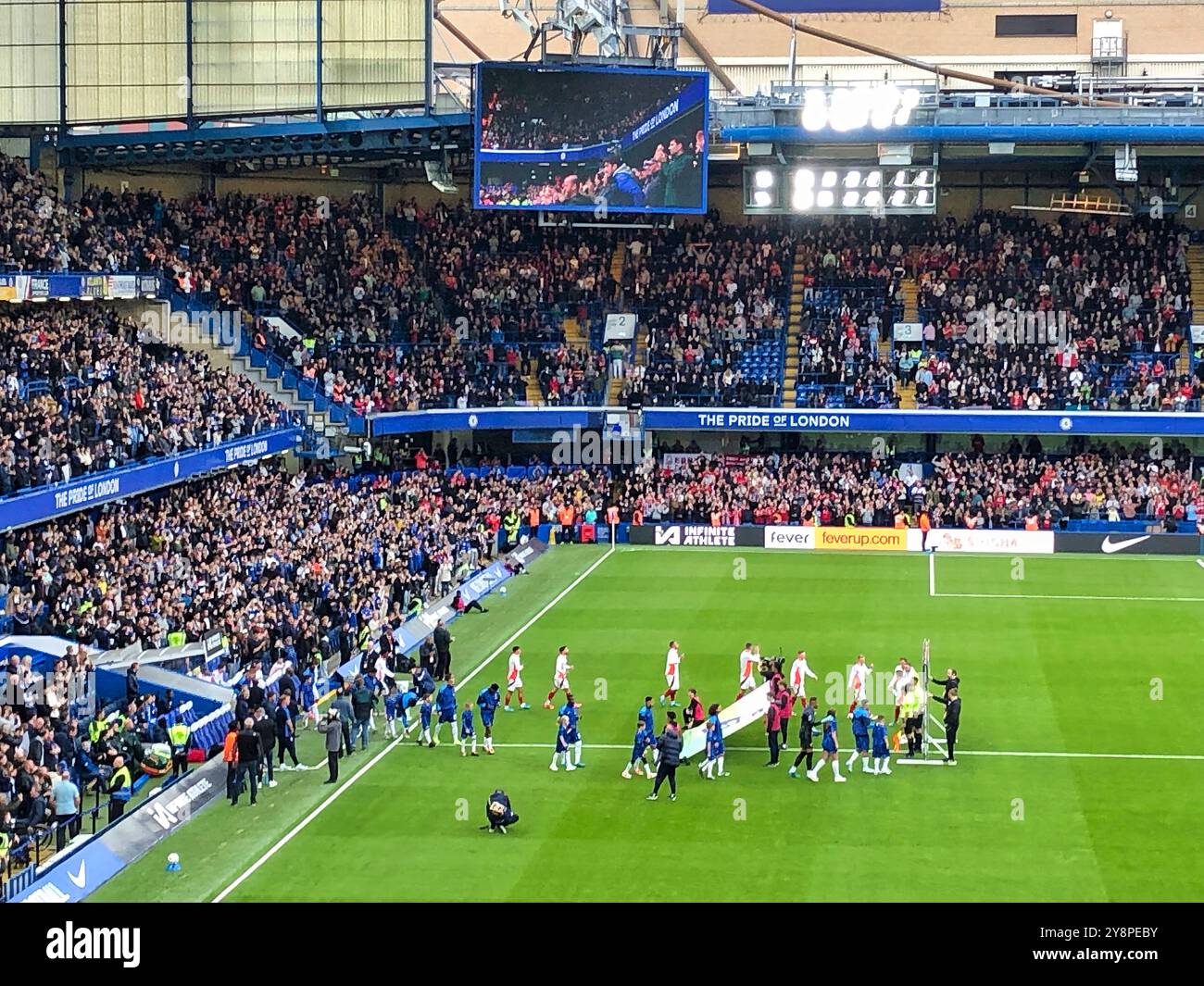 Chelsea, Londra, Regno Unito. 6 ottobre 2024. Il Chelsea Football Club gioca contro il Nottingham Forest Football Club nella partita 7 della stagione 2024/25 della Premier League presso lo stadio Stamford Bridge. Crediti: ElJayPix/Alamy Live News Foto Stock