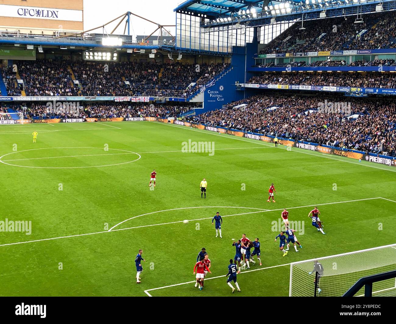 Chelsea, Londra, Regno Unito. 6 ottobre 2024. Il Chelsea Football Club gioca contro il Nottingham Forest Football Club nella partita 7 della stagione 2024/25 della Premier League presso lo stadio Stamford Bridge. Crediti: ElJayPix/Alamy Live News Foto Stock