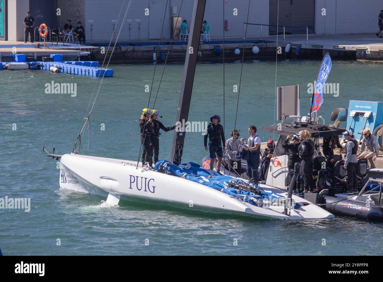 Barcellona, Spagna; 29 settembre 2024: Puig Women's America's Cup. La squadra tedesca si è allenata per la prima regata femminile in questa competizione. L'equipaggio parla Foto Stock