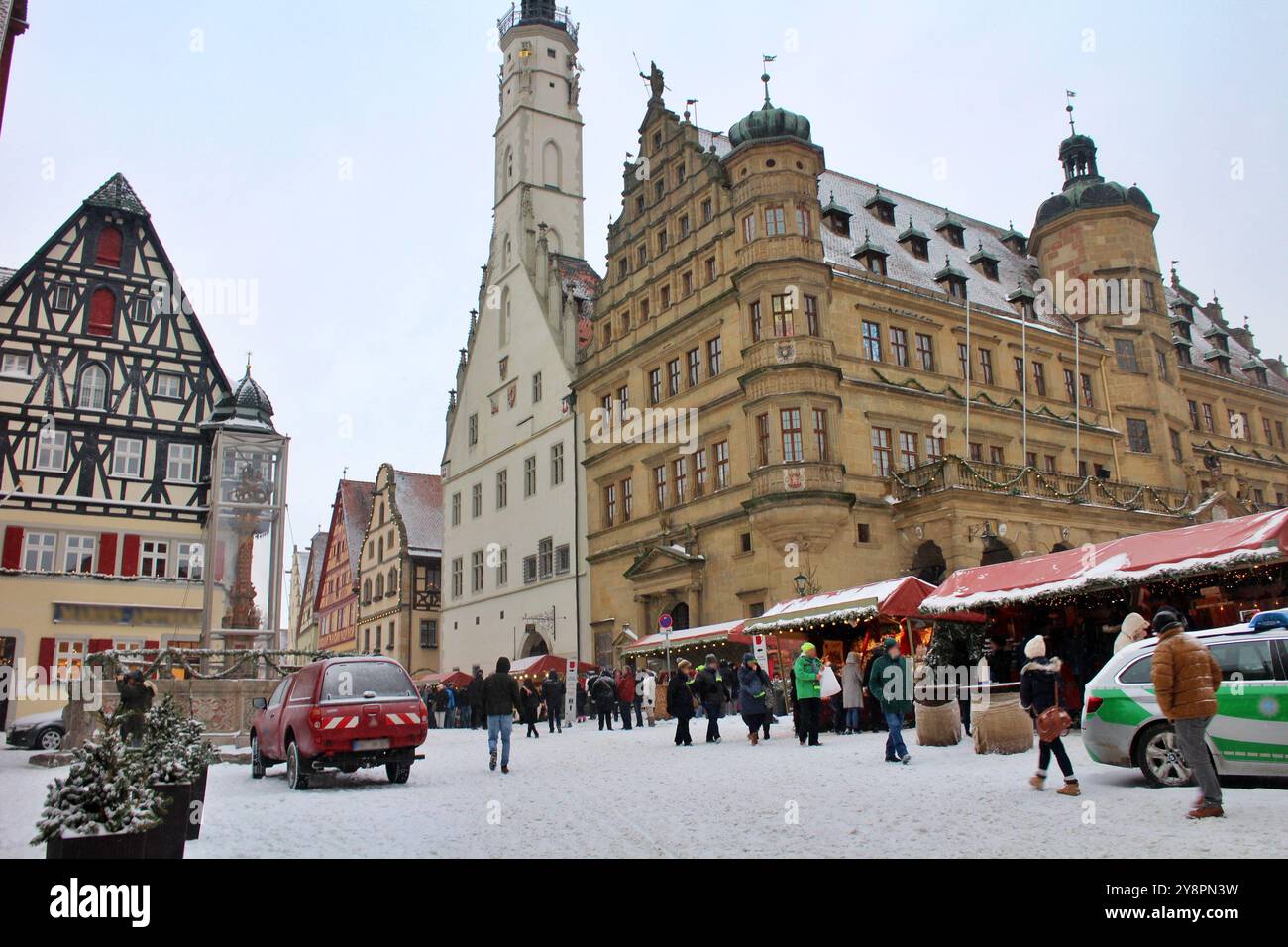 Mercatino di Natale nel centro storico di Rothenburg ob der Tauber, Germania Foto Stock