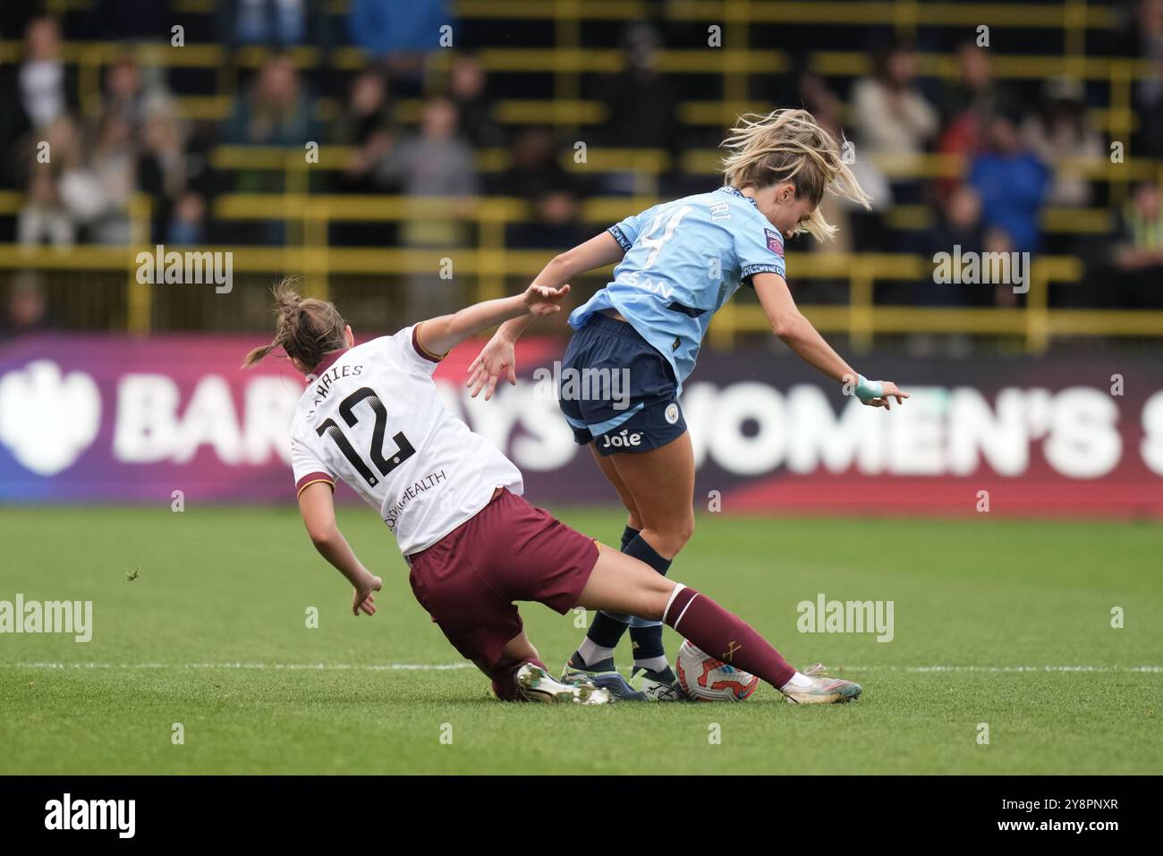 Manchester, Regno Unito. 6 ottobre 2024. Manchester City Women contro West Ham Utd Women. Super League femminile. 6 ottobre 2024 Joie Stadium Manchester INGHILTERRA -6 ottobre azione durante la partita di Super League femminile tra Manchester City e Everton al Joie Stadium il 6 ottobre 2024 a Manchester Inghilterra. Crediti: ALAN EDWARDS/Alamy Live News Foto Stock