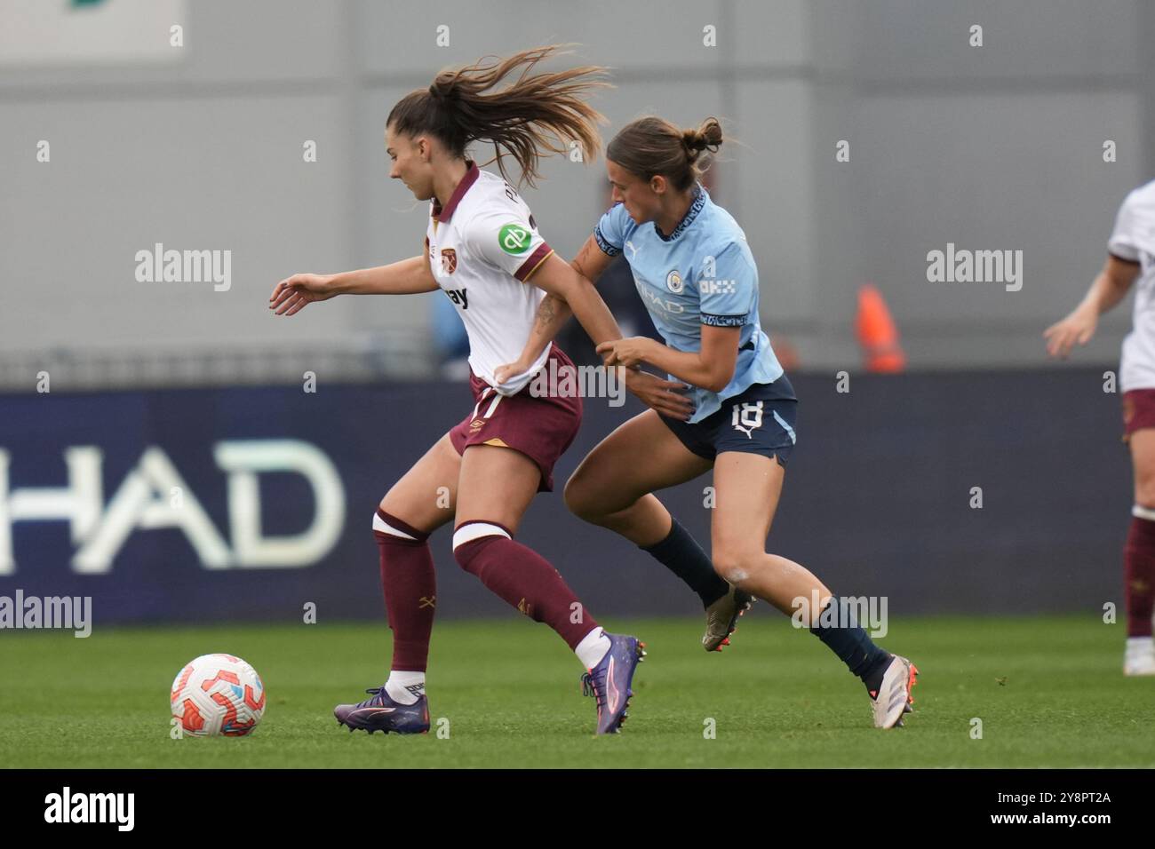 Manchester, Regno Unito. 6 ottobre 2024. Manchester City Women contro West Ham Utd Women. Super League femminile. 6 ottobre 2024 Joie Stadium Manchester INGHILTERRA -6 ottobre azione durante la partita di Super League femminile tra Manchester City e Everton al Joie Stadium il 6 ottobre 2024 a Manchester Inghilterra. Crediti: ALAN EDWARDS/Alamy Live News Foto Stock