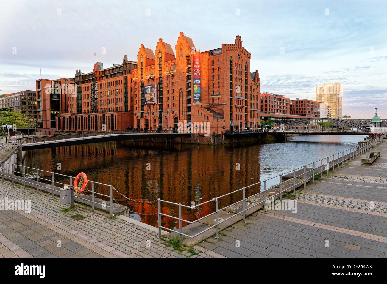 Il Museo Maritimes di Amburgo al tramonto. Foto Stock