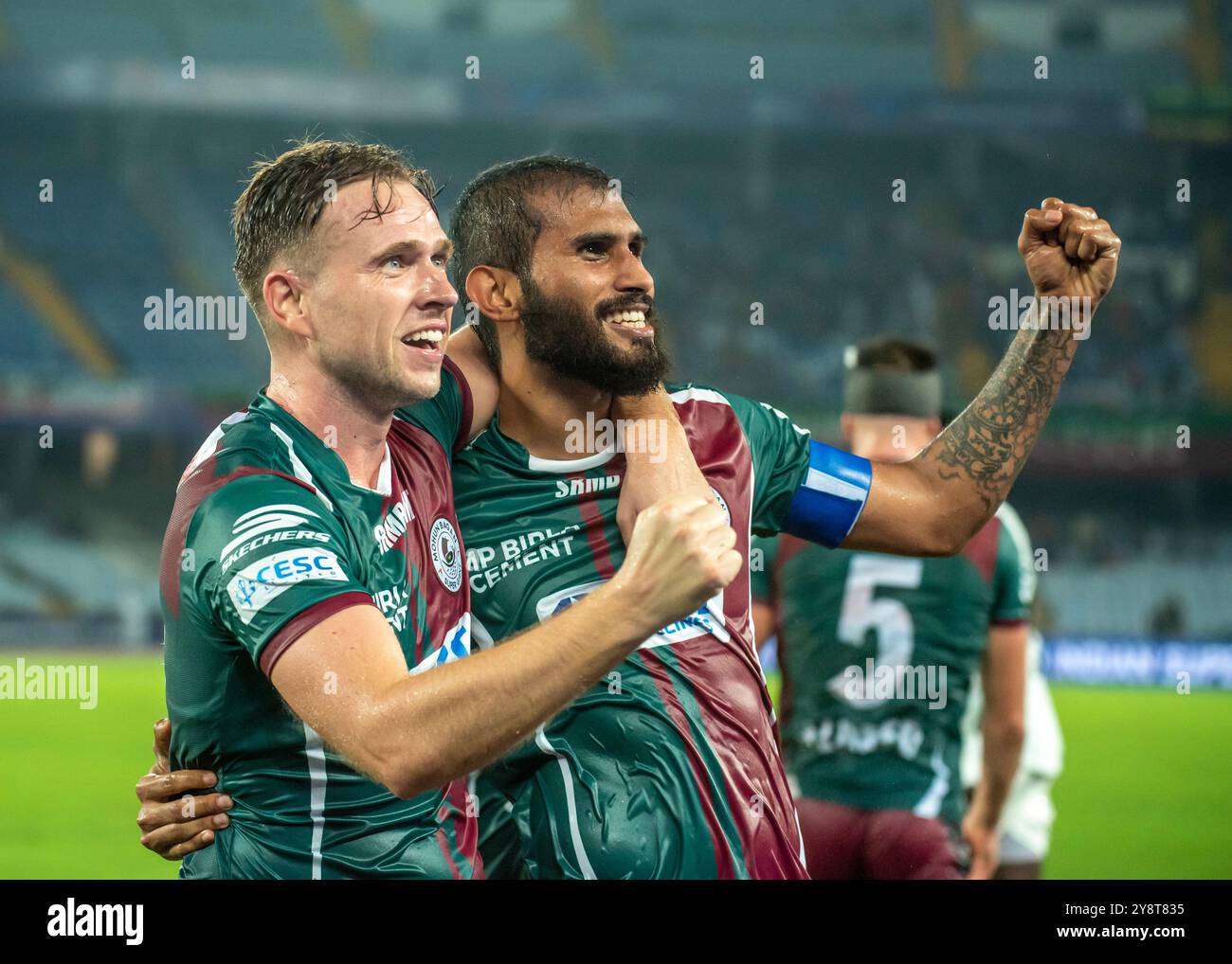 Kolkata, Bengala Occidentale, India. 6 ottobre 2024. Mohun Bagan Super Giants (MBSG) che domina la vittoria contro Mohammed Sporting Club (MSC) con tre colpi del primo tempo da Jamie Maclaren, Subhasish Bose e Greg Stewart nella partita di andata della ISL 2024/25 allo stadio Kolkata Salt Lake. (Credit Image: © Amlan Biswas/Pacific Press via ZUMA Press Wire) SOLO PER USO EDITORIALE! Non per USO commerciale! Foto Stock