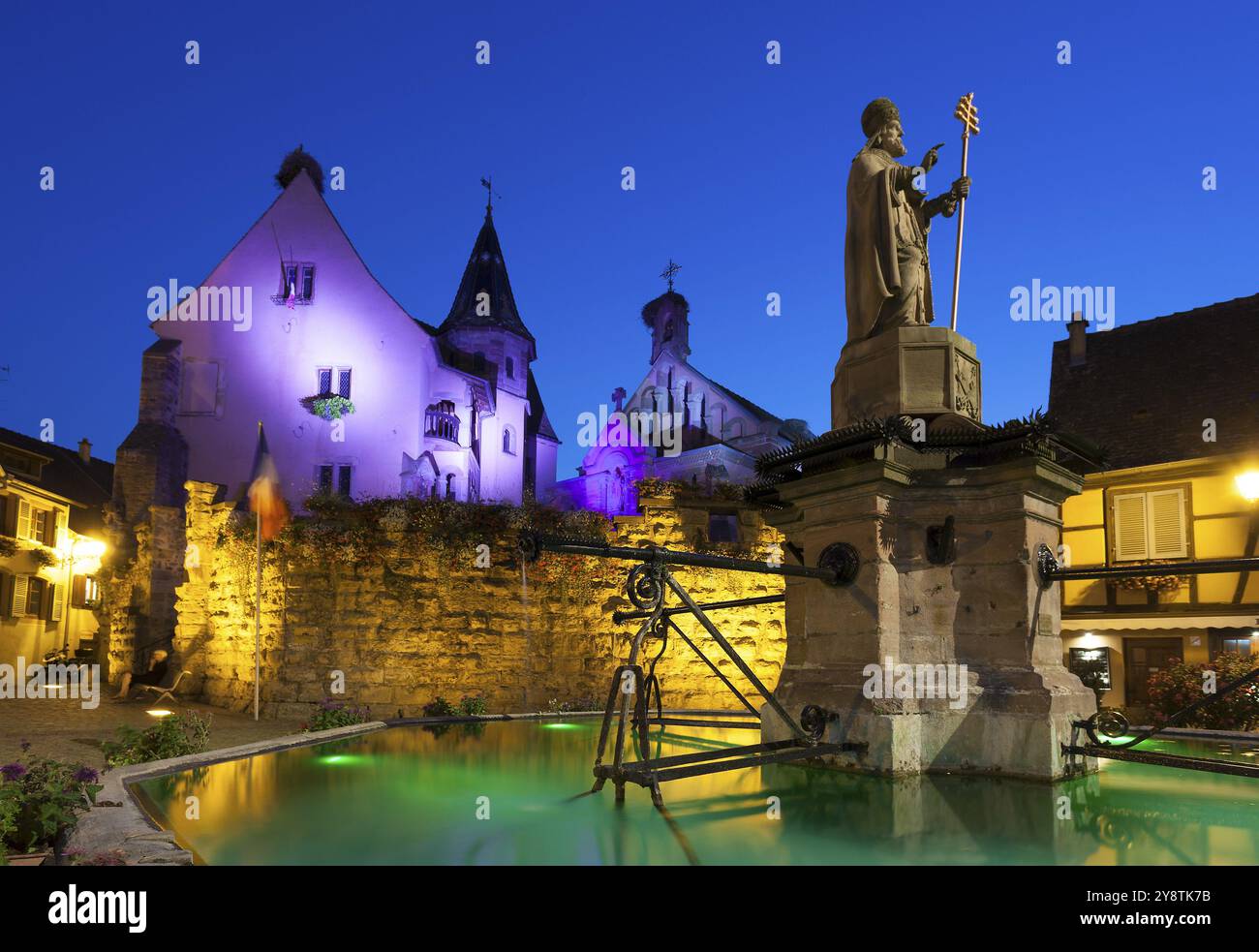 Il tramonto a Eguisheim, Haut-Rhin, Grand Est, Francia, Europa Foto Stock