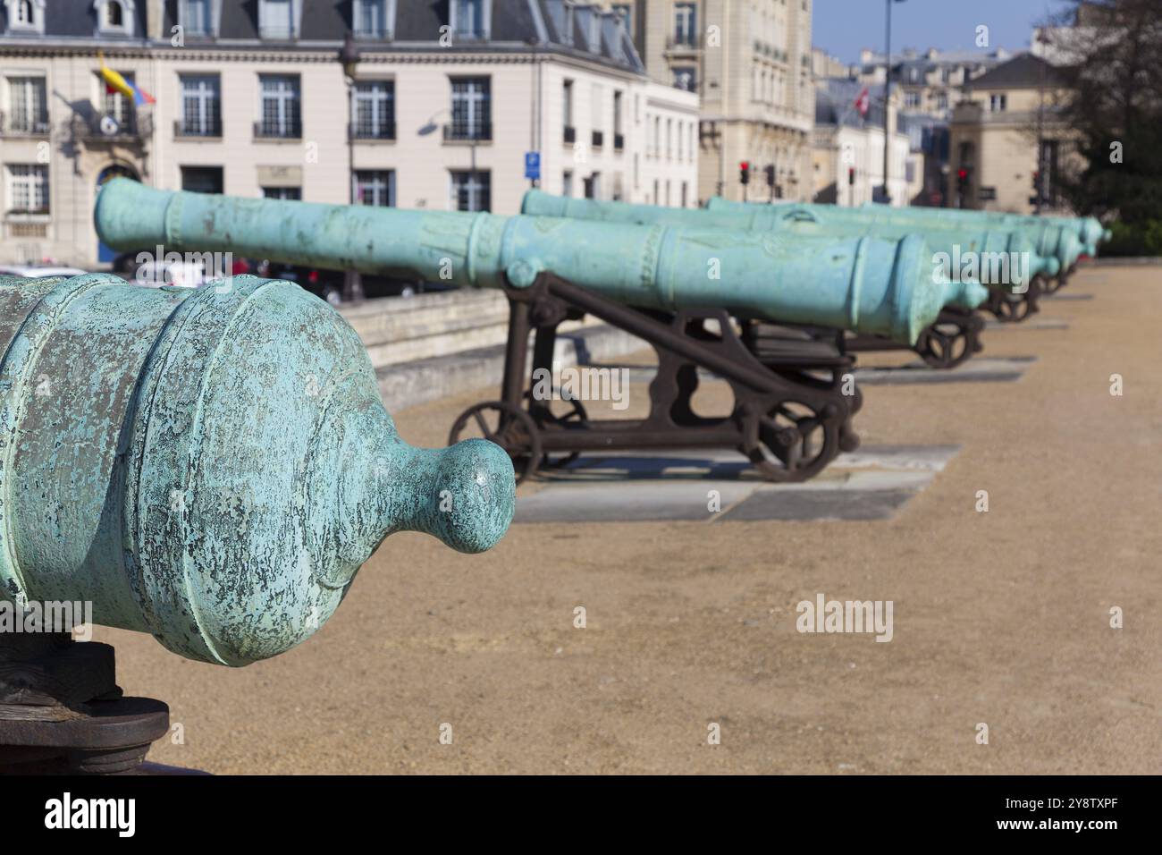 Cannoni negli Invalides, Parigi, Ile-de-france, Francia, Europa Foto Stock