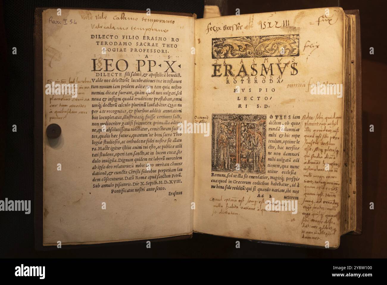 Torino, Italia, 22 aprile 2023: Erasmo da Rotterdam, Erasmus Roterodamus, nuovo Testamento, stampato per la prima volta nel 1516, Europa Foto Stock