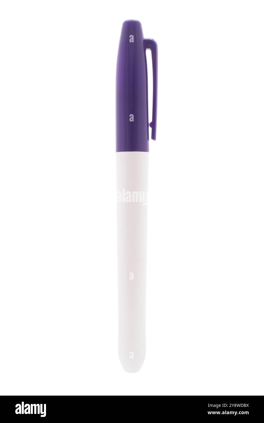 Pennarello indelebile viola su sfondo bianco Foto Stock
