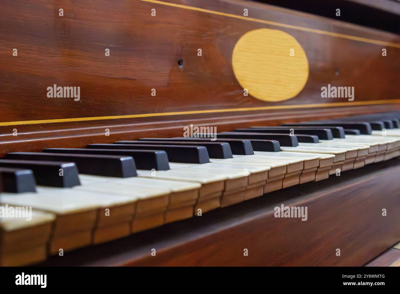 Piano Keys Close Up: Dettagli strumento musicale Foto Stock