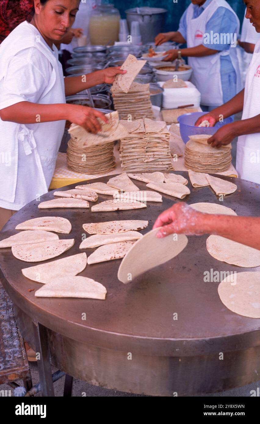 Produzione di tortilla, Messico Foto Stock