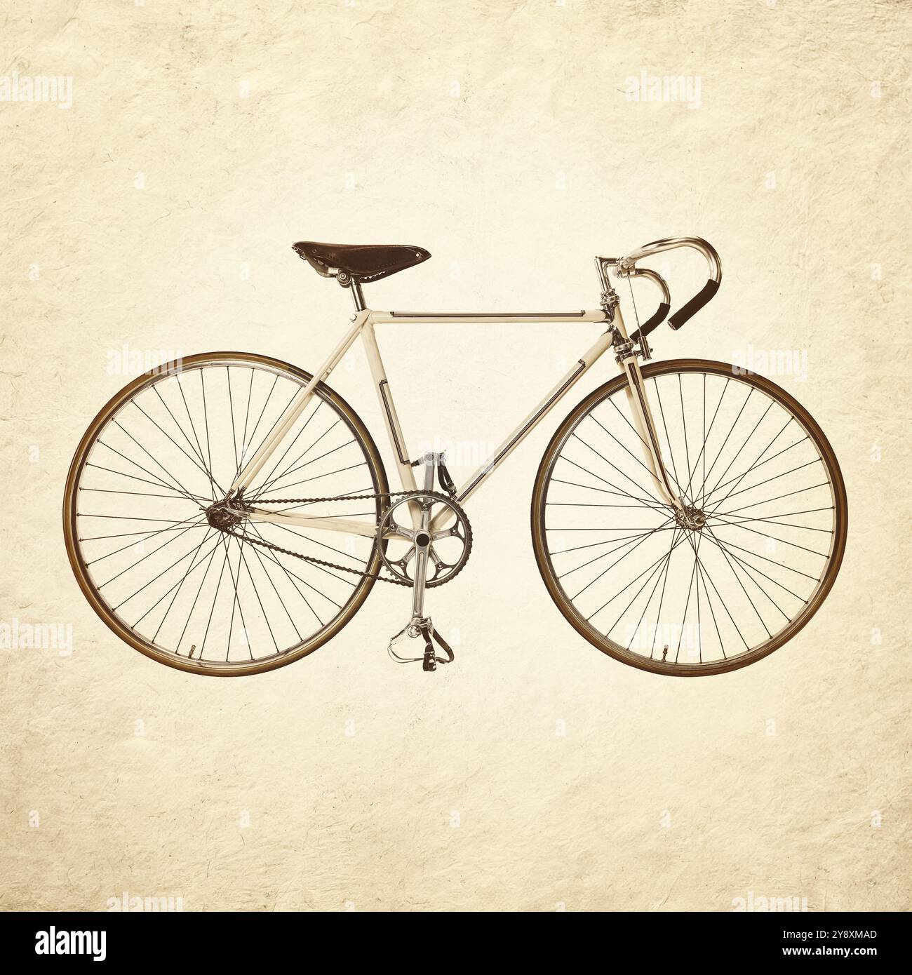 L'immagine di una bicicletta da corsa d'epoca malata e arrugginita è dai toni seppia Foto Stock