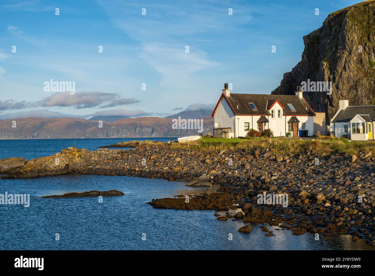 Villaggio di Ellenabeich vicino a Easdale Island, vicino a Oban, Argyll e Bute, Scozia, Regno Unito Foto Stock