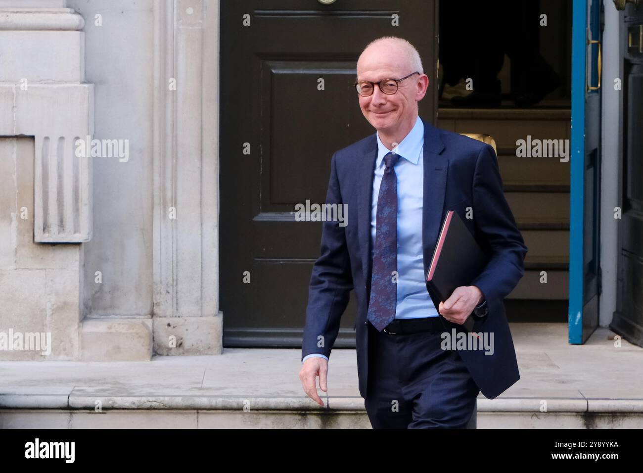 Cabinet Office, Whitehall, Londra, Regno Unito. 7 ottobre 2024. Politici a Westminster, lasciando l'Ufficio di Gabinetto: Pat McFadden deputato Cancelliere del Ducato di Lancaster, Ministro delle relazioni intergovernative. Crediti: Matthew Chattle/Alamy Live News Foto Stock