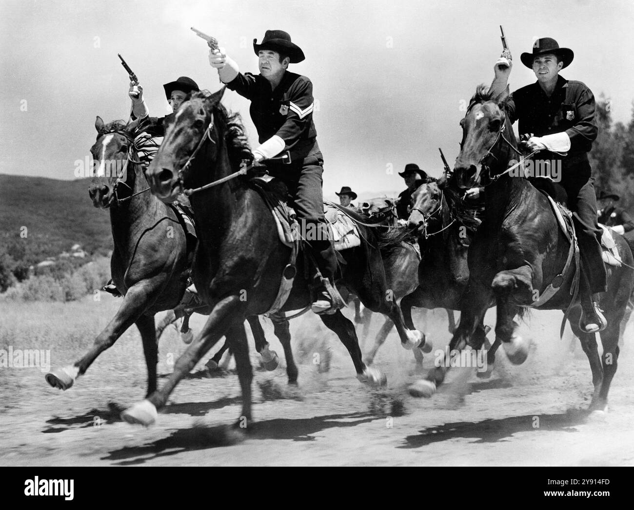 Gruppo della polizia di stato del Texas "Bluebellies" a cavallo, sul set del film western "The Fabulous Texan", Republic Pictures, 1947 Foto Stock