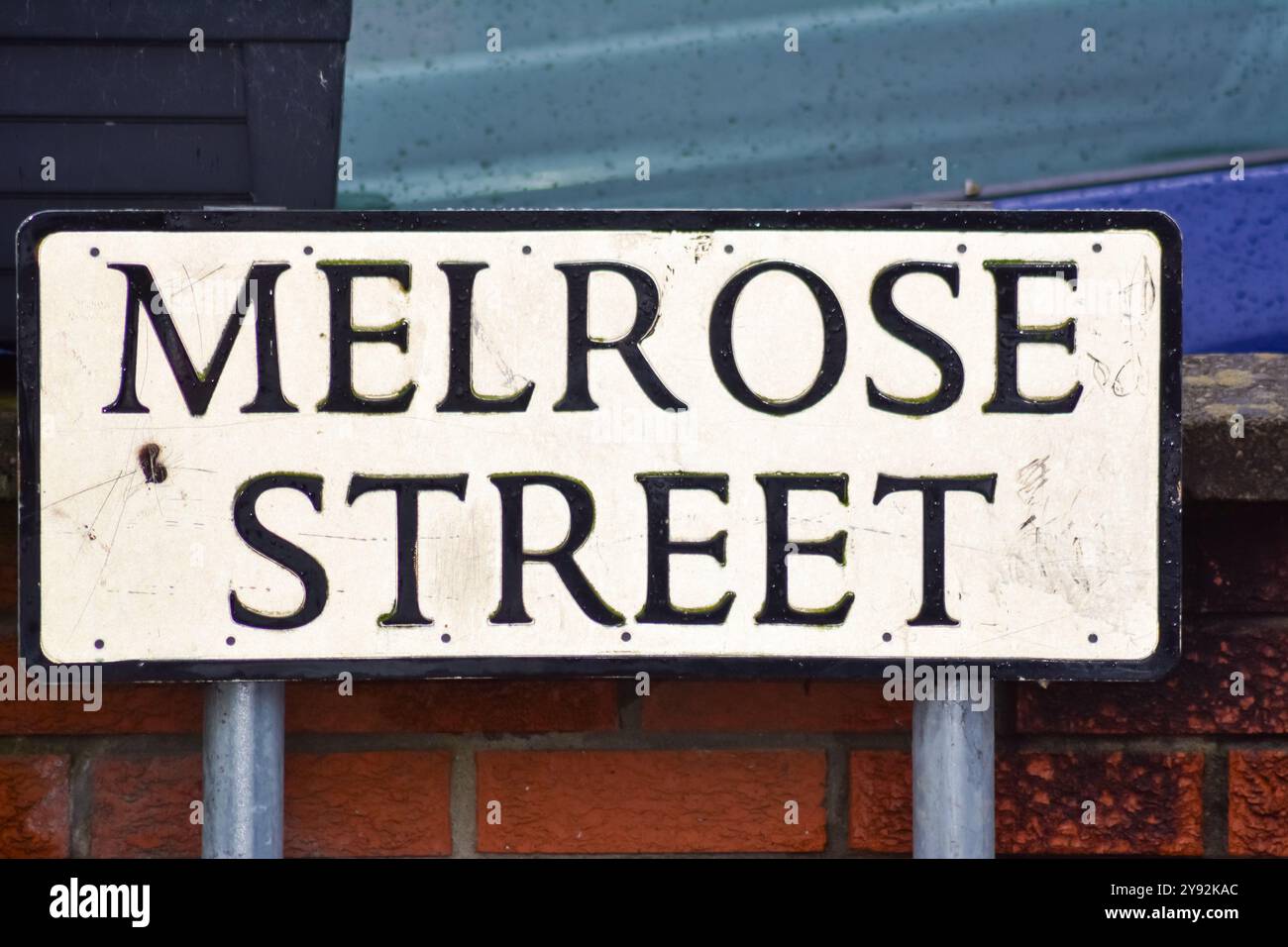 Belfast, Regno Unito 08/10/2024 polizia in una proprietà in Melrose Street a seguito di un'indagine per omicidio avviata sulla morte di Mary Ward Belfast Irlanda del Nord credito:HeadlineX/Alamy Live News Foto Stock