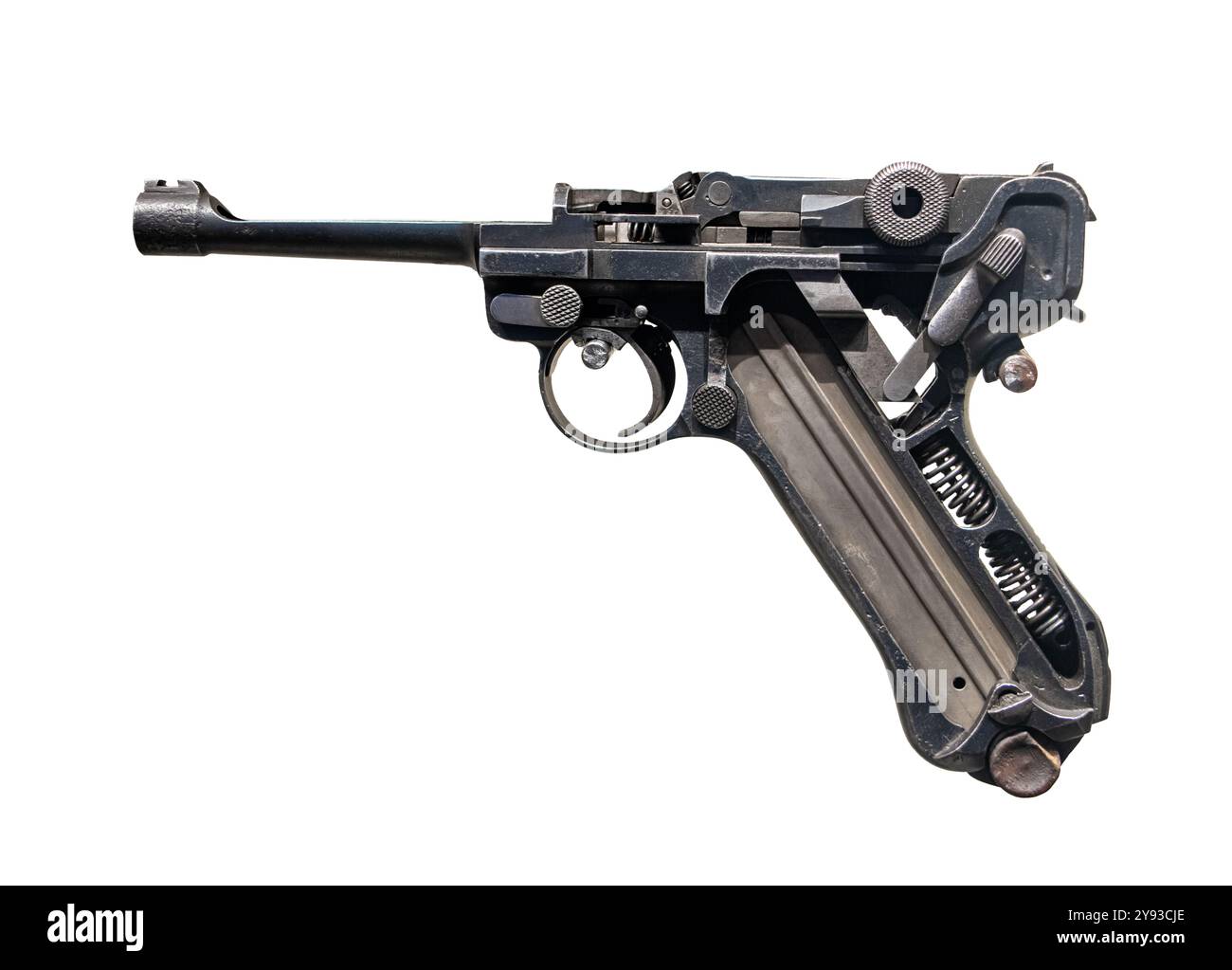 Taglio di una pistola tedesca P.08. Modello 9mm Parabellum su sfondo bianco Foto Stock