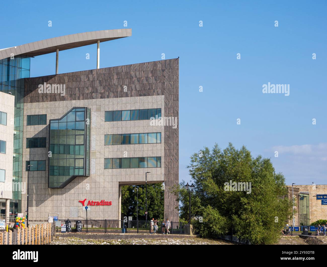 Atradius Insurance Company, UK and Ireland HQ, Cardiff Bay, Cardiff, Wales, UK, GB. Foto Stock