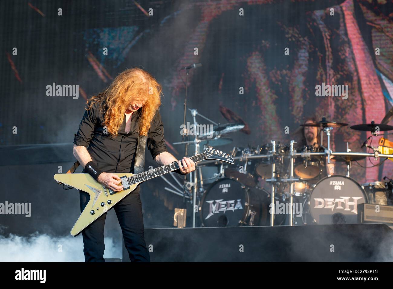 27 giugno 2024: Dave Mustaine si esibisce con i Megadeth all'Hellfest Open Air festival di Clisson, in Francia Foto Stock