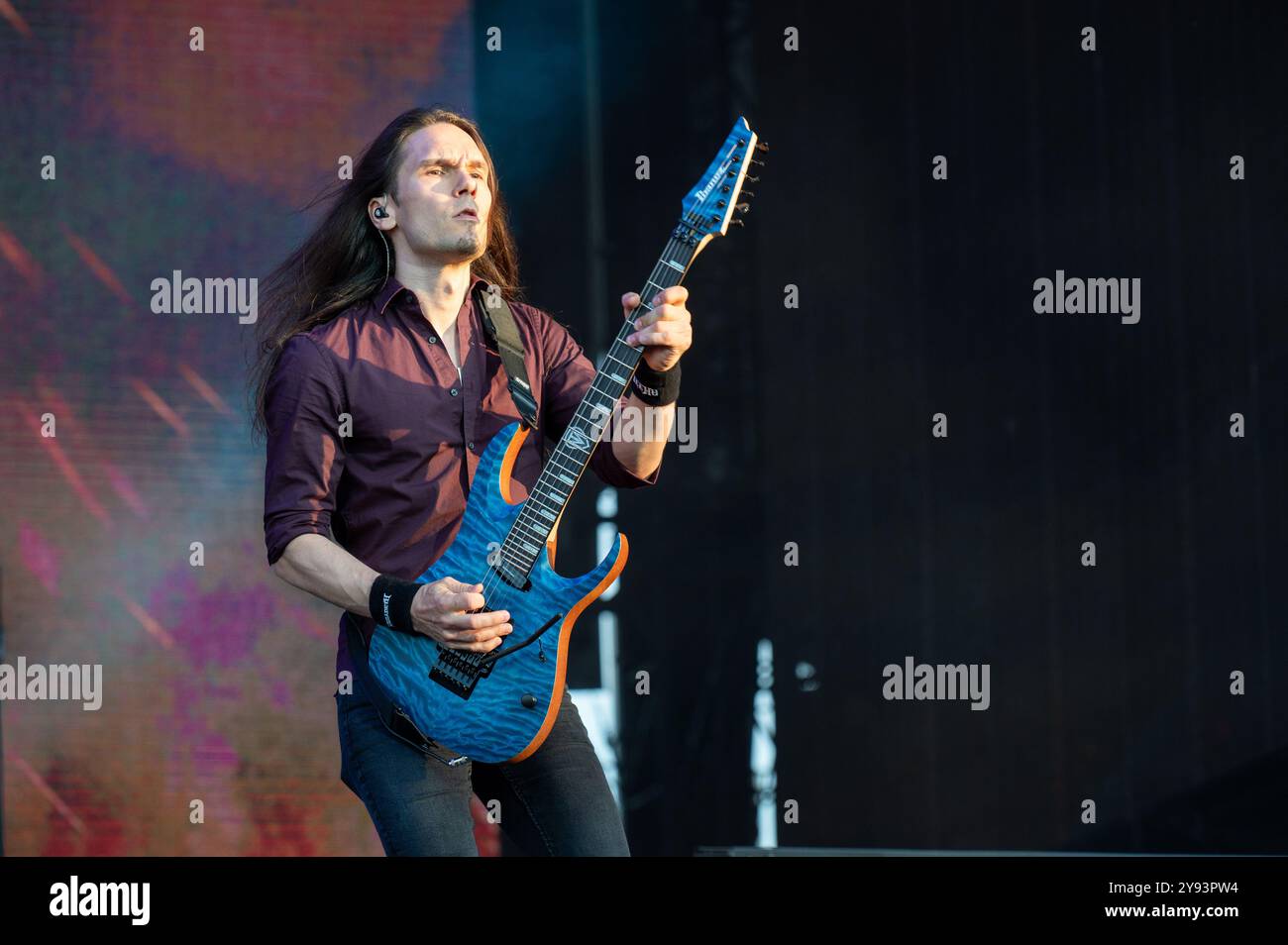 27 giugno 2024: Teemu Mäntysaari si esibisce con i Megadeth all'Hellfest Open Air festival di Clisson, Francia Foto Stock