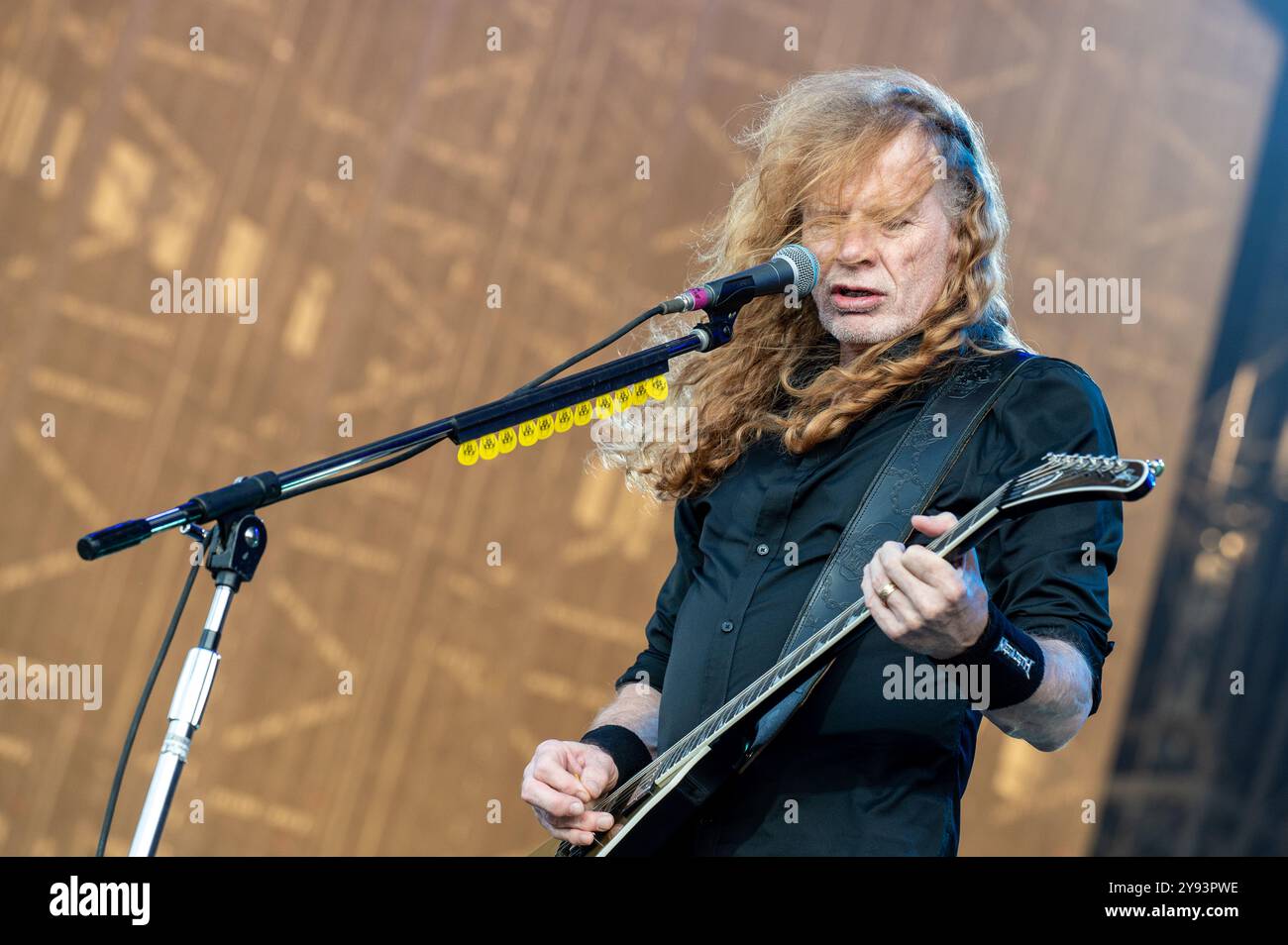 27 giugno 2024: Dave Mustaine si esibisce con i Megadeth all'Hellfest Open Air festival di Clisson, in Francia Foto Stock
