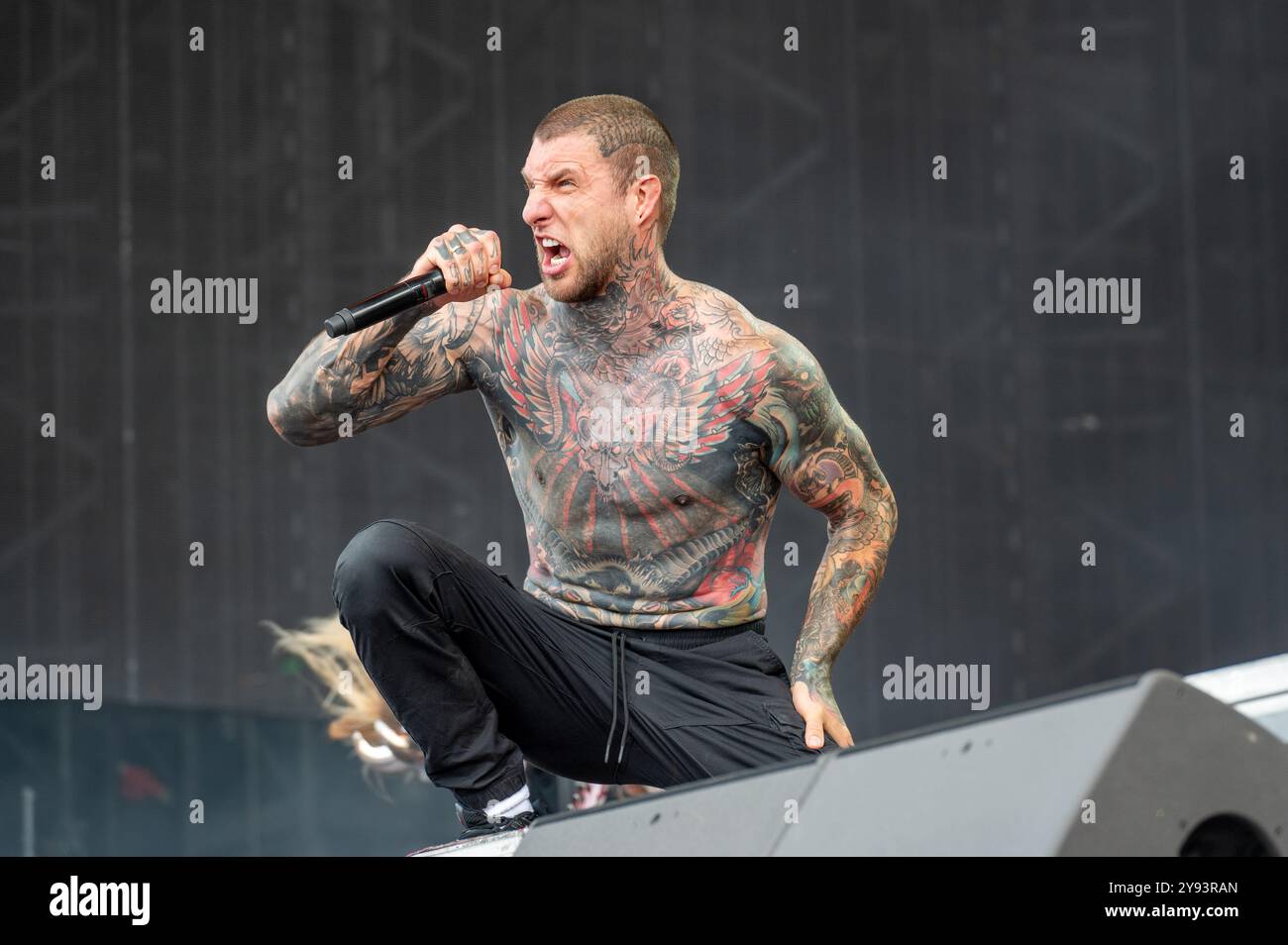 27 giugno 2024: Alex Terrible si esibisce con Slaughter to prevail all'Hellfest Open Air festival di Clisson, in Francia Foto Stock