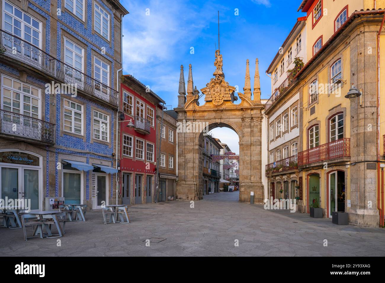 Arco da porta Nova, Braga, Minho, Portogallo, Europa Foto Stock