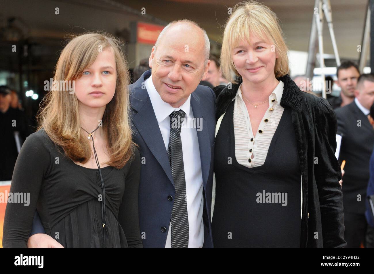 Mark Knopfler e Family, African Cats UK Premiere, BFI Southbank, Londra, Regno Unito Foto Stock