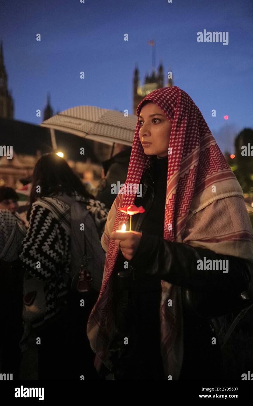 Londra / UK 08 OCT 2024.Una veglia di solidarietà per ricordare coloro che sono morti nell'ultimo anno del conflitto a Gaza. Aubrey Fagon/Alamy Live News Foto Stock