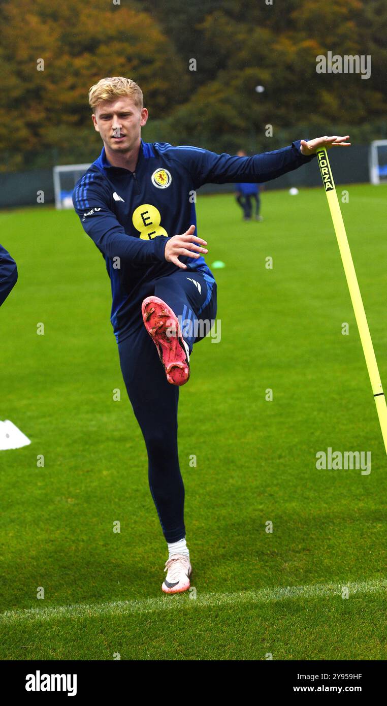 Oriam Sports Centre di Edimburgo. Scozia, Regno Unito. 8 ottobre, 24. Qualificazioni contro Belgio e Kazakistan. Josh Doig US Sassuolo calcio crediti: eric mccowat/Alamy Live News Foto Stock