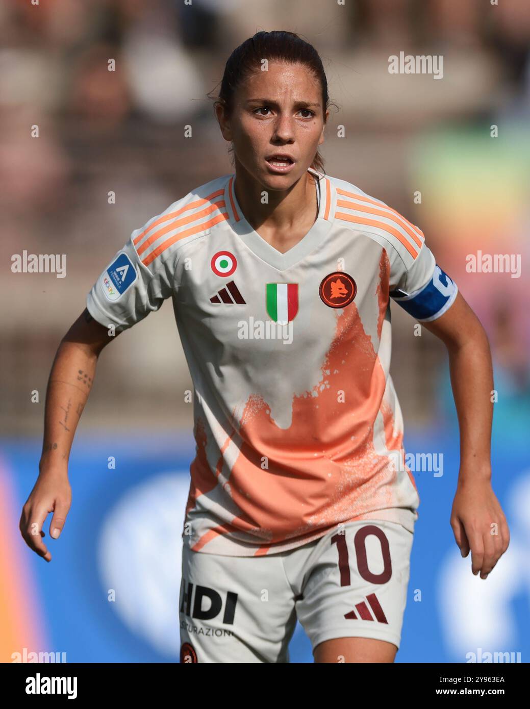 Milano, Italia. 5 ottobre 2024. Manuela Giugliano di AS Roma durante la partita di serie A femminile all'Arena Civica Gianni Brera, Milano. Il credito per immagini dovrebbe essere: Jonathan Moscrop/Sportimage Credit: Sportimage Ltd/Alamy Live News Foto Stock